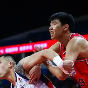 安卓APP-媒体人：徐昕今晚威风八面，确实是全明星中锋的水准